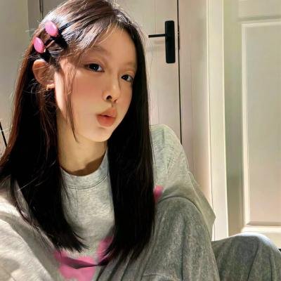 驼背人与舞女